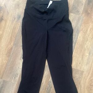 Lululemon black leggings Size 6